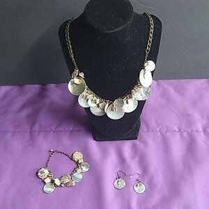 "Shimmering Tide" Mother of‎ Pearl Jewelry Set